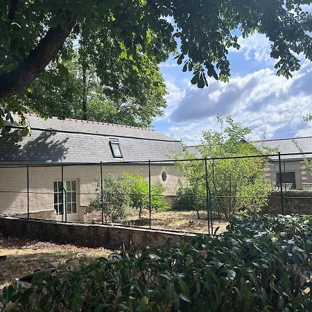 Charmante Dependance 아파트 *